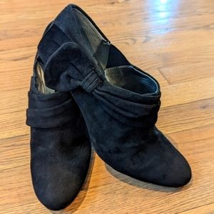 Tahari Greyson Booties